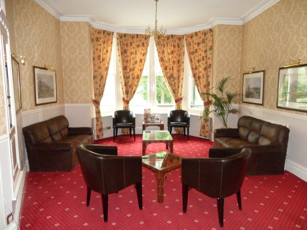 Glen Usk Hotel Лландриндод-Уэлс Экстерьер фото