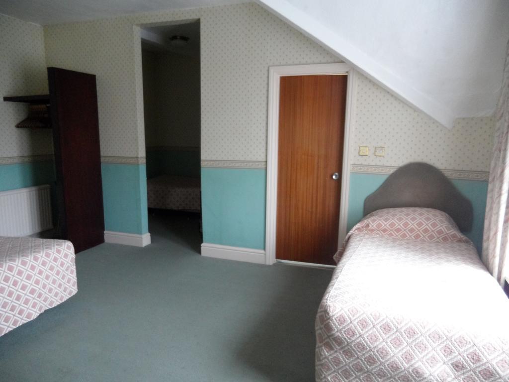 Glen Usk Hotel Лландриндод-Уэлс Экстерьер фото